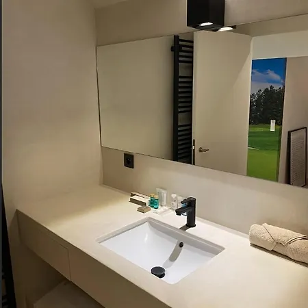 Business Luxury Loft Homestay szállás *